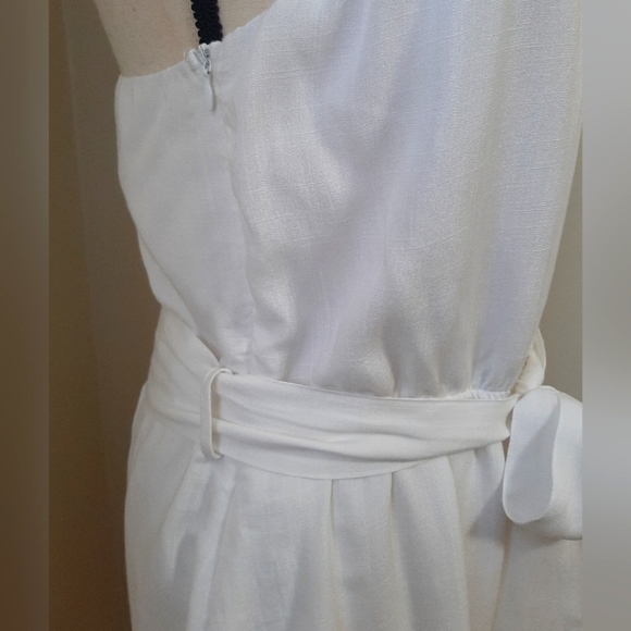 *FINAL SALE* NWT Zesica One Shoulder Sleeveless Tie Waist Boho Romper - Picture 6 of 8